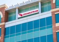 在服务中断的影响下，CrowdStrike面临客户承诺的挑战